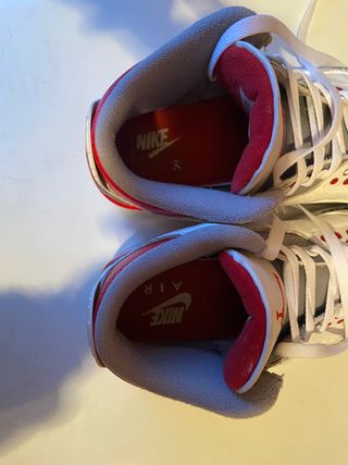 Jordan 3 fire red