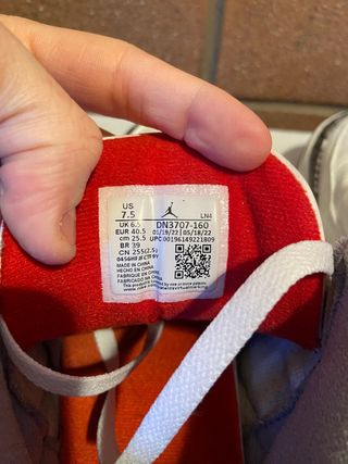 Jordan 3 fire red