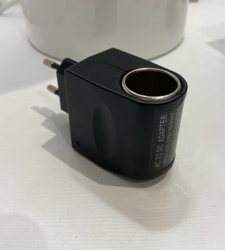 Adaptador enchufe coche