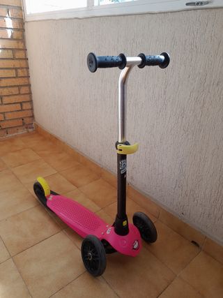 Patinete 3 ruedas fucsia 