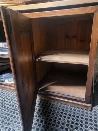Bufete aparador de madera antiguo