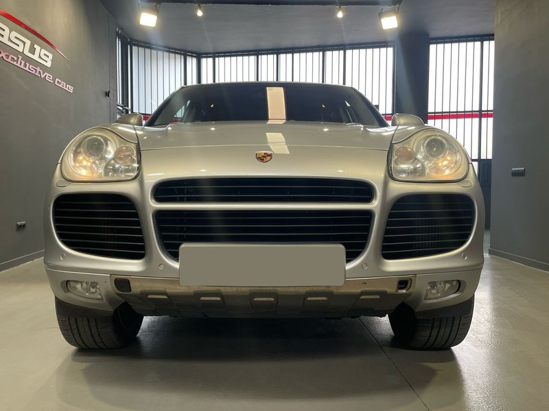 Porsche Cayenne 4.5 Turbo 2004, foto 5