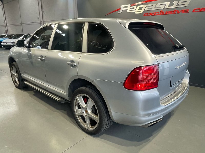 Porsche Cayenne 4.5 Turbo 2004, foto 4