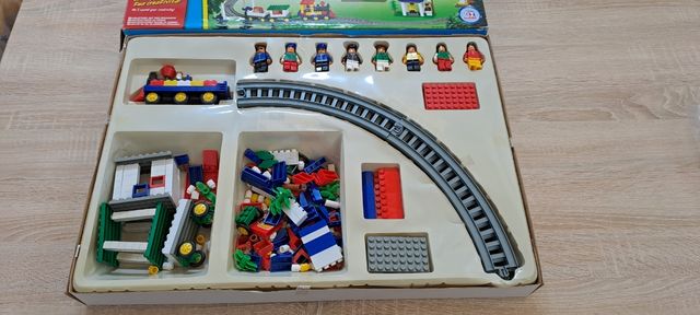 Trenino a batterie Globo