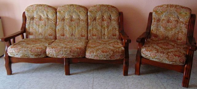 TRESILLO VINTAGE DE LOS AÑOS 70-80.