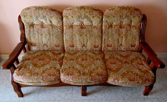 TRESILLO VINTAGE DE LOS AÑOS 70-80.