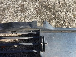 Parrilla delantera central Golf I