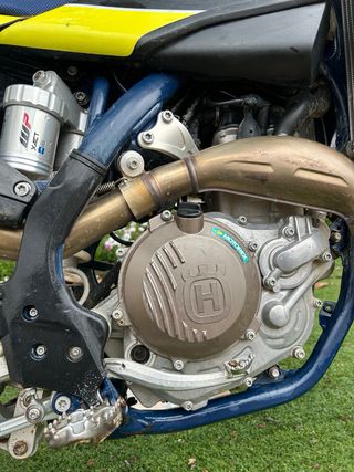 Moto cross husqvarna 450 del 2022
