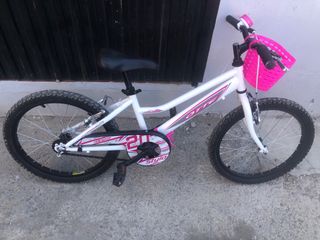 Bicicleta niña