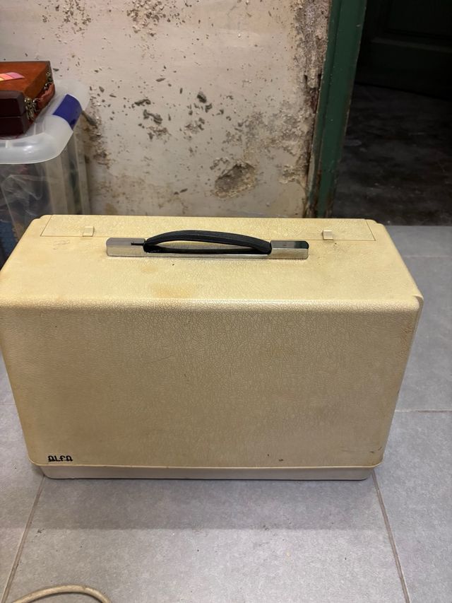 Máquina de coser alfa 1140