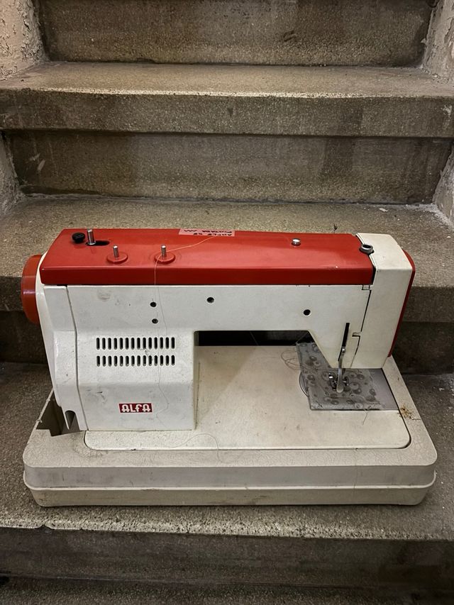 Máquina de coser alfa 1140