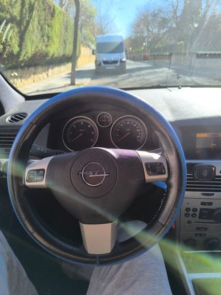 Opel Astra 2007