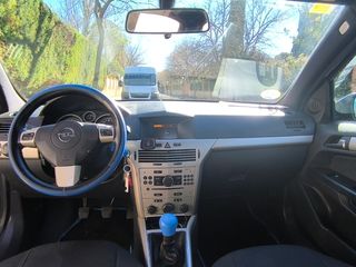 Opel Astra 2007