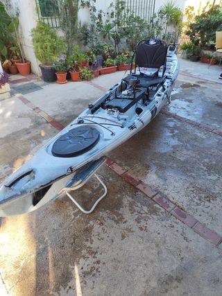 Kayak con motor torqueedo 