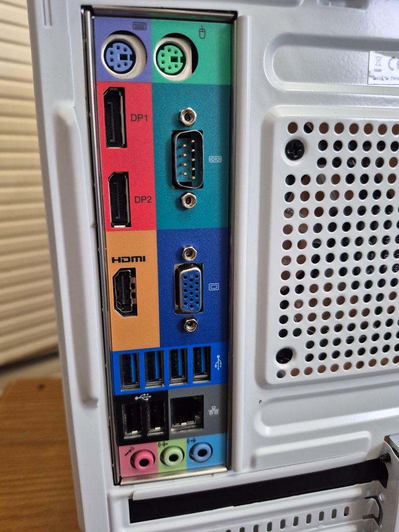 i7-6700 / 16Gb-DDR4 / SSD M2 NVMe-256Gb + HHD-500G afbeelding 4