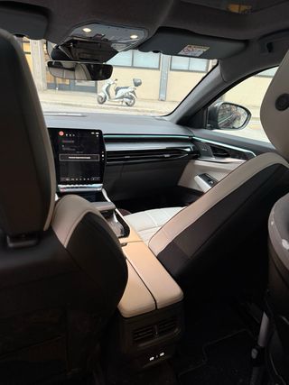 Renault Espace E-Tech full hybrid iconic