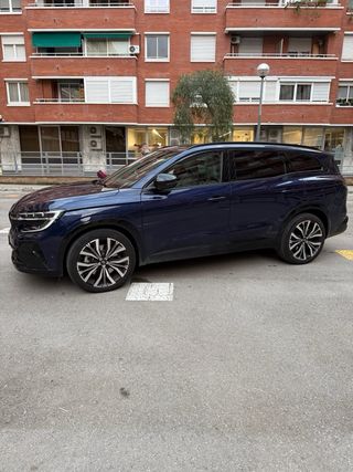 Renault Espace E-Tech full hybrid iconic