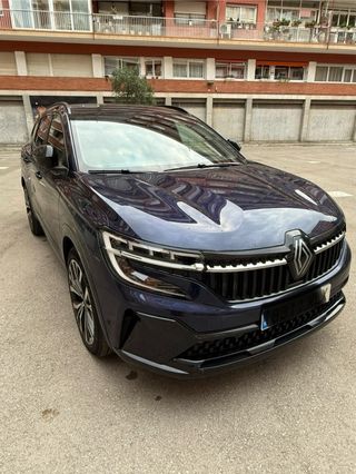 Renault Espace E-Tech full hybrid iconic