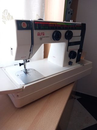 Maquina de coser electronica