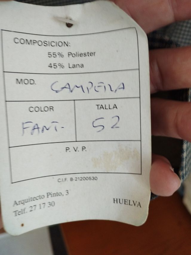 Chaquetilla de camperi, pata de gallo.