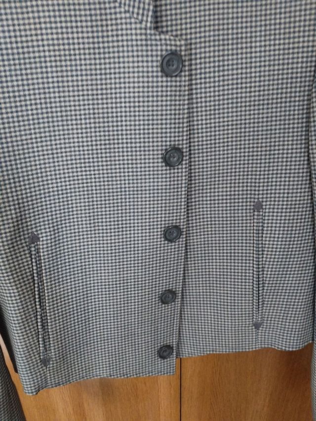 Chaquetilla de camperi, pata de gallo.