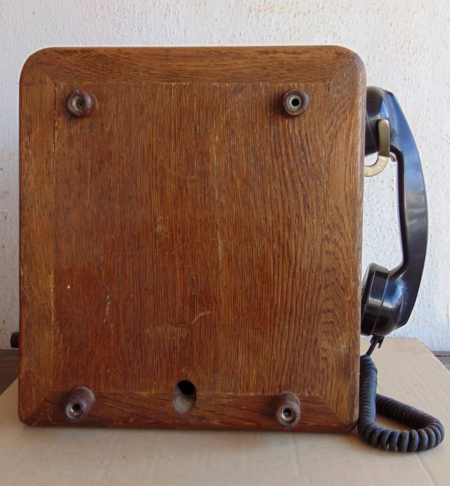 ORIGINAL CENTRALITA FRANCESA DE LOS AÑOS 40