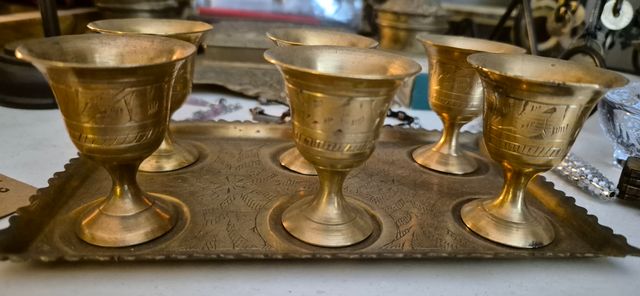 Huevera bronce años 70