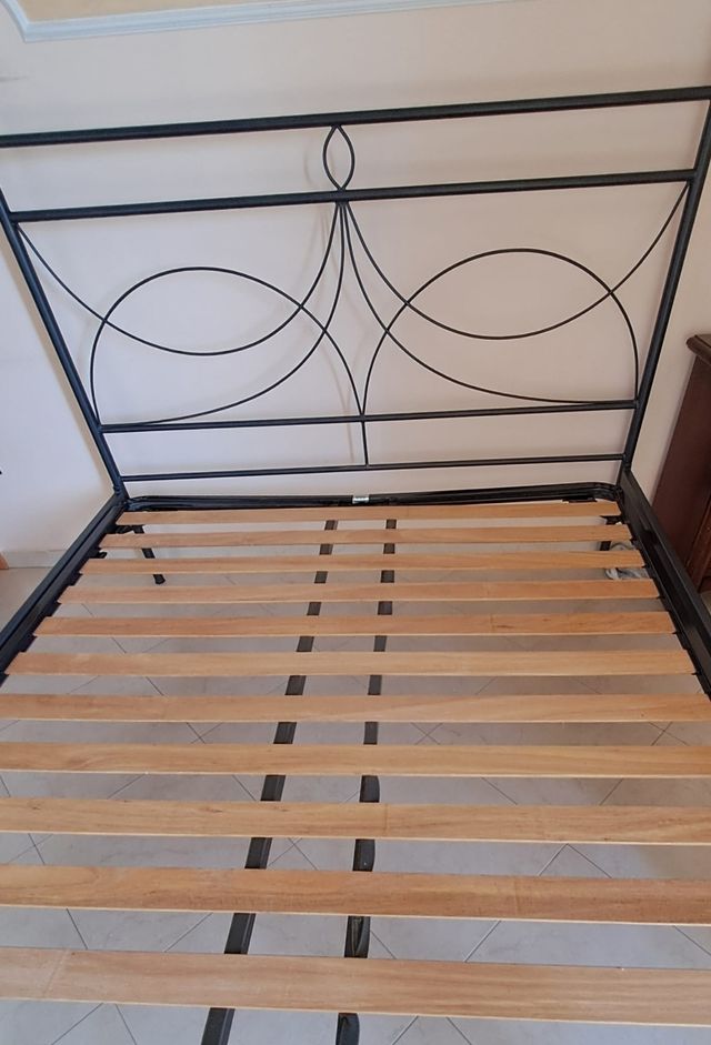 Testiera e pediera in ferro battuto grigio vintage