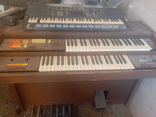 Se vende piano antiguo
