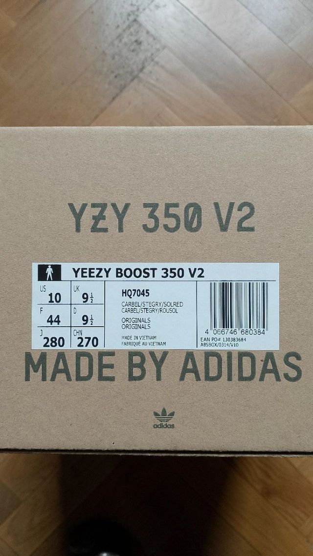 Yeezy 350 Carbón Beluga talla 44