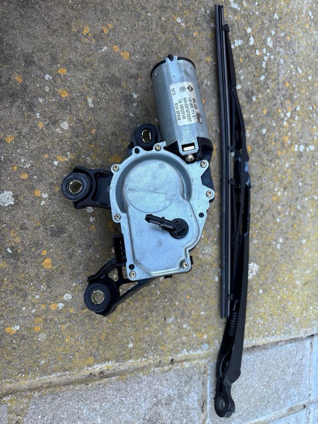 Motor limpia trasero golf 4