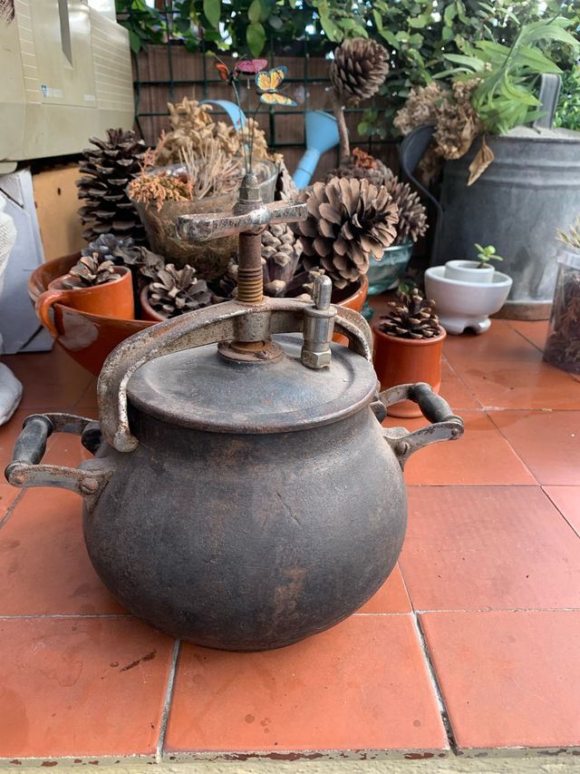 Olla de hierro vintage perfecta para exponer