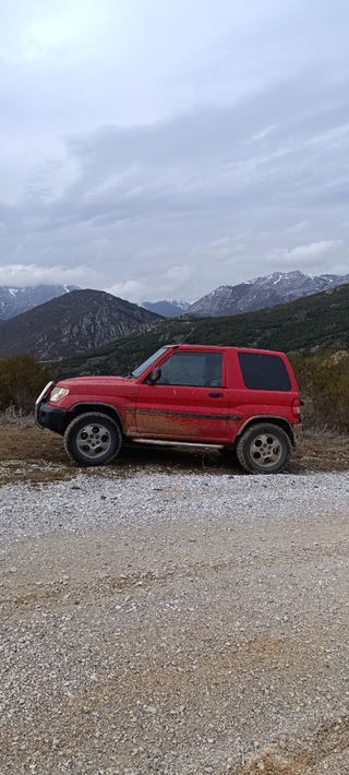 Mitsubishi montero io 2.0 2003