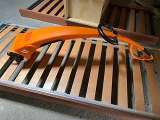 Ara terra magnus elettrico