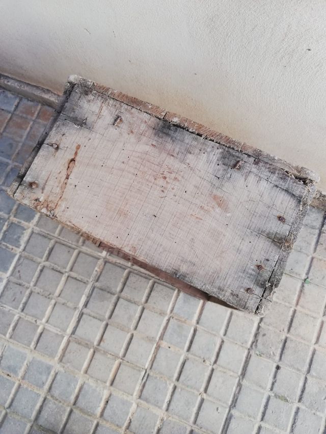 Vendo Caja de madera antigua