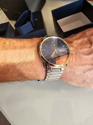 Reloj Tommy hilfiguer