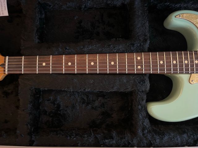 Guitarra Tom DeLonge Signature Stratocaster 2002