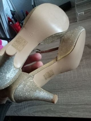 Zapatos de mujer. Talla 40. Fiesta 