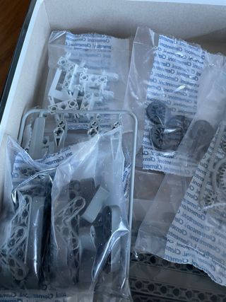 Laboratorio de mecanica. Aviones y helicopteros