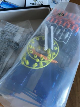 Laboratorio de mecanica. Aviones y helicopteros