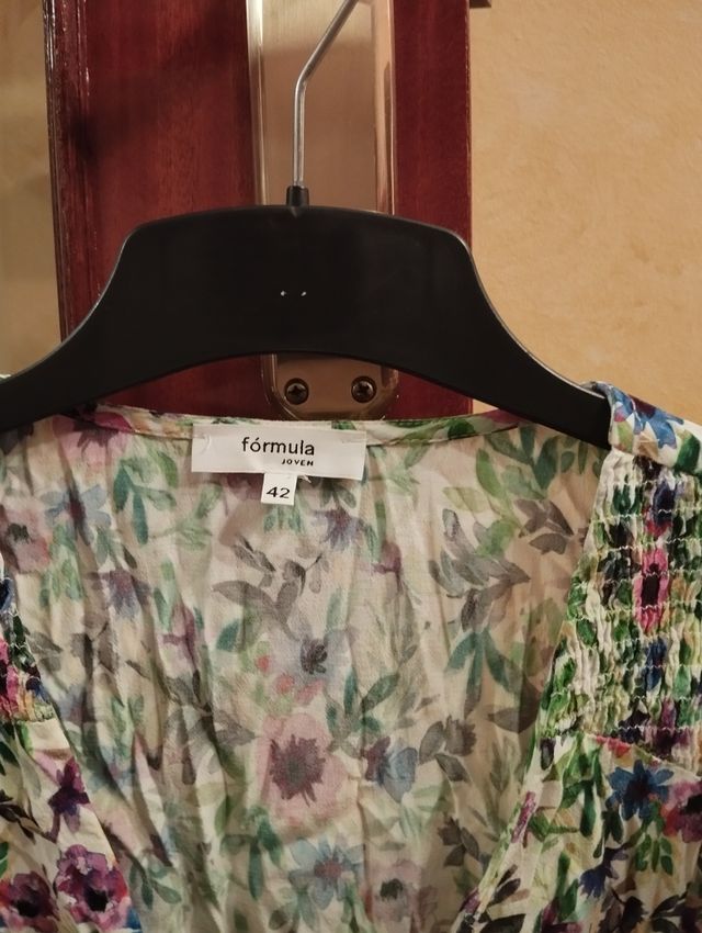 Blusa entallada ligera fresquita