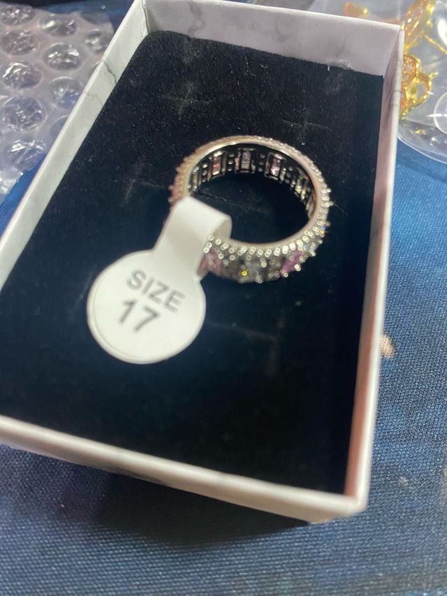 Anillo acero con circonita