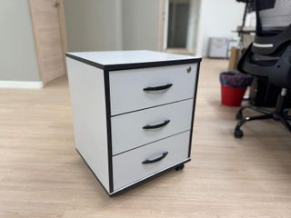 Cajoneras para mesas de oficina con ruedas