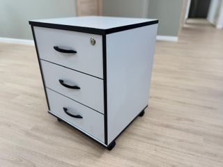 Cajoneras para mesas de oficina con ruedas