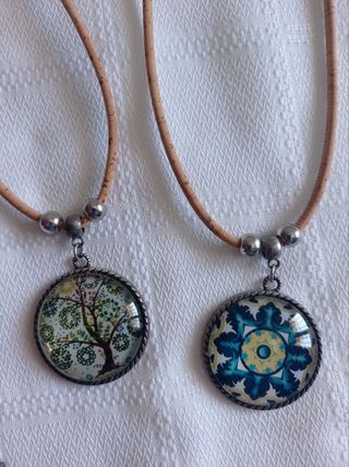 Lote de colgantes.