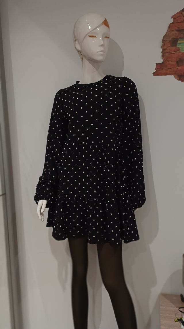 Vestido de lunares Stradivarius