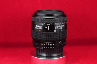 Objetivo Nikon AF Nikkor 35-80mm f:4-5.6D (MKI)