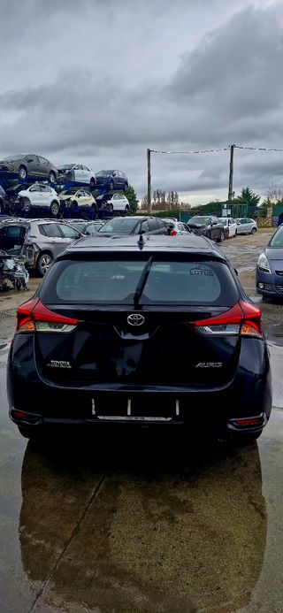 Despiece Toyota Auris 1.2 D4T año 2015