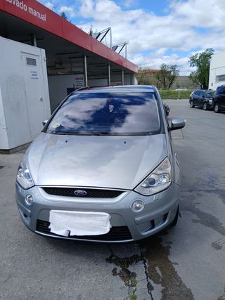 Ford S-MAX 2010