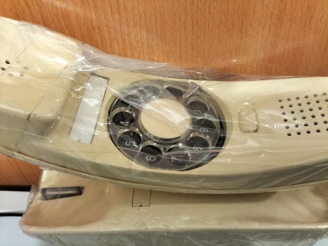 Teléfono góndola antiguo